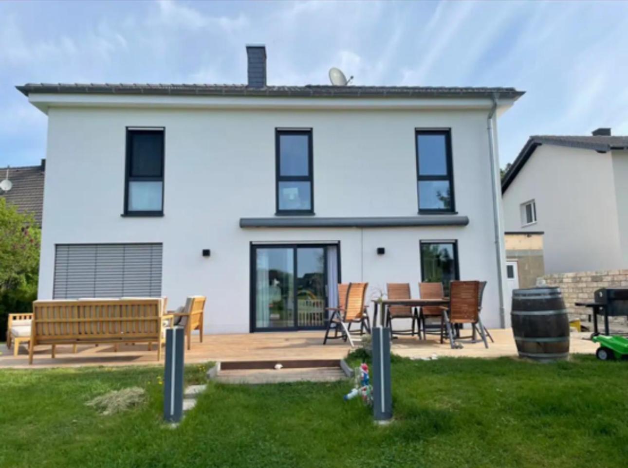 Modernes Ferienhaus In Uedersdorf Exterior foto